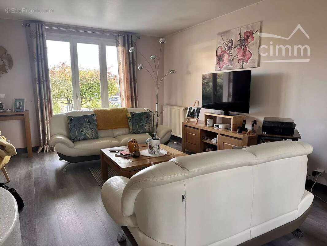 Maison à CONGIS-SUR-THEROUANNE