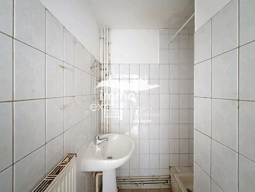 Appartement à MIRECOURT