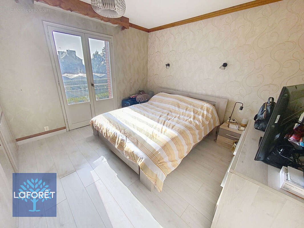 Appartement à FOUGERES