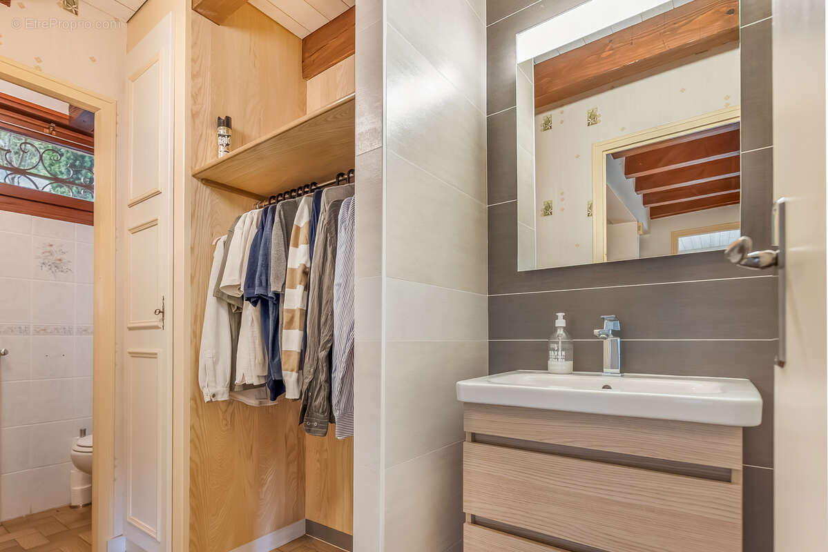 Maison à MONNETIER-MORNEX