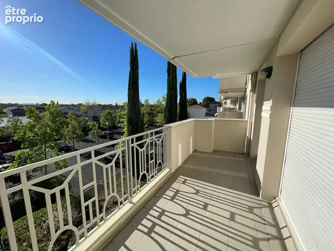 Appartement T3 avec Terrasse - photo 2