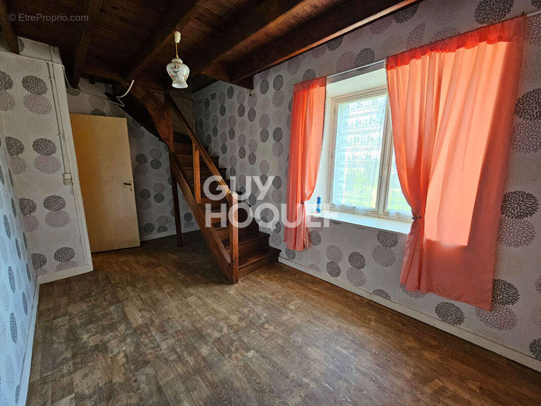 Maison à PICAUVILLE