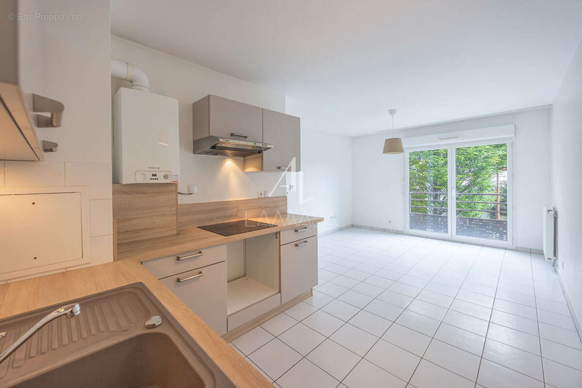 Appartement à POMPONNE