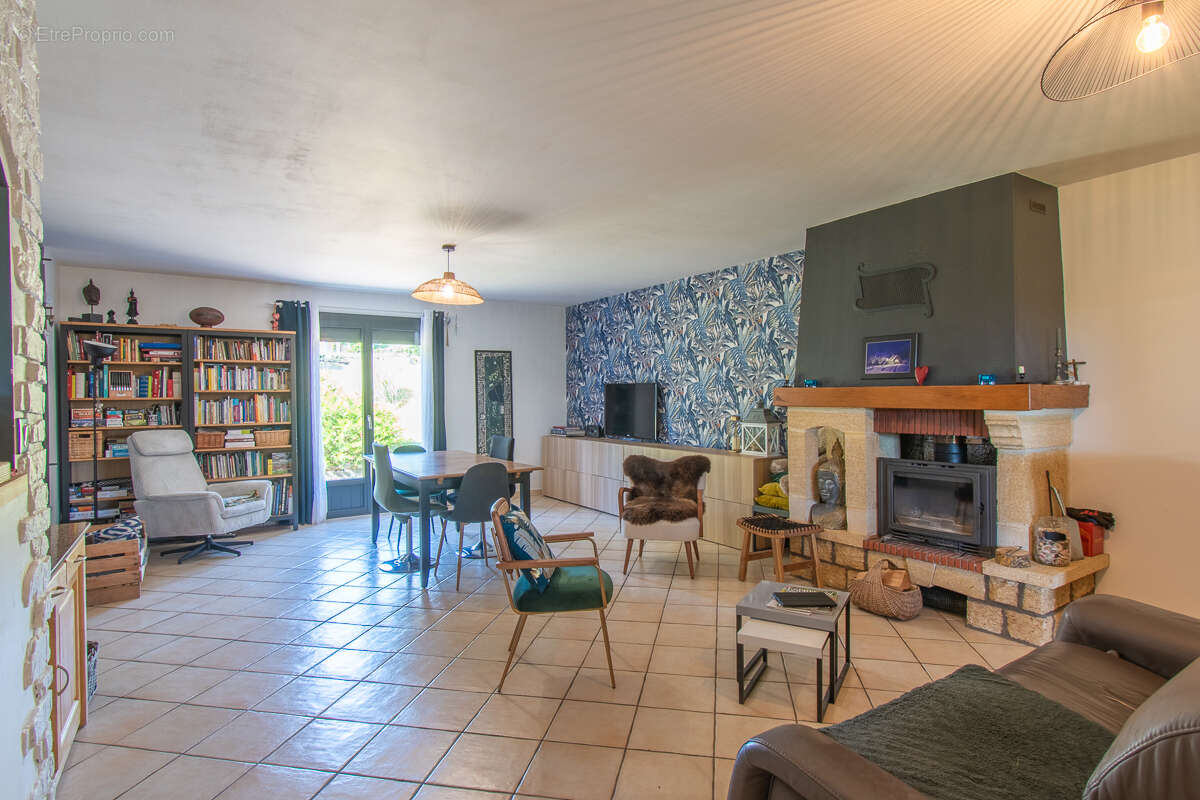Maison Saint Hilaire De Court 7 pièce(s) 152.06 m2 - photo 3