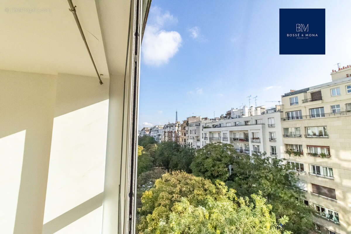 Appartement à PARIS-16E