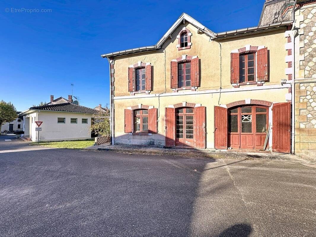 Maison à LENCOUACQ