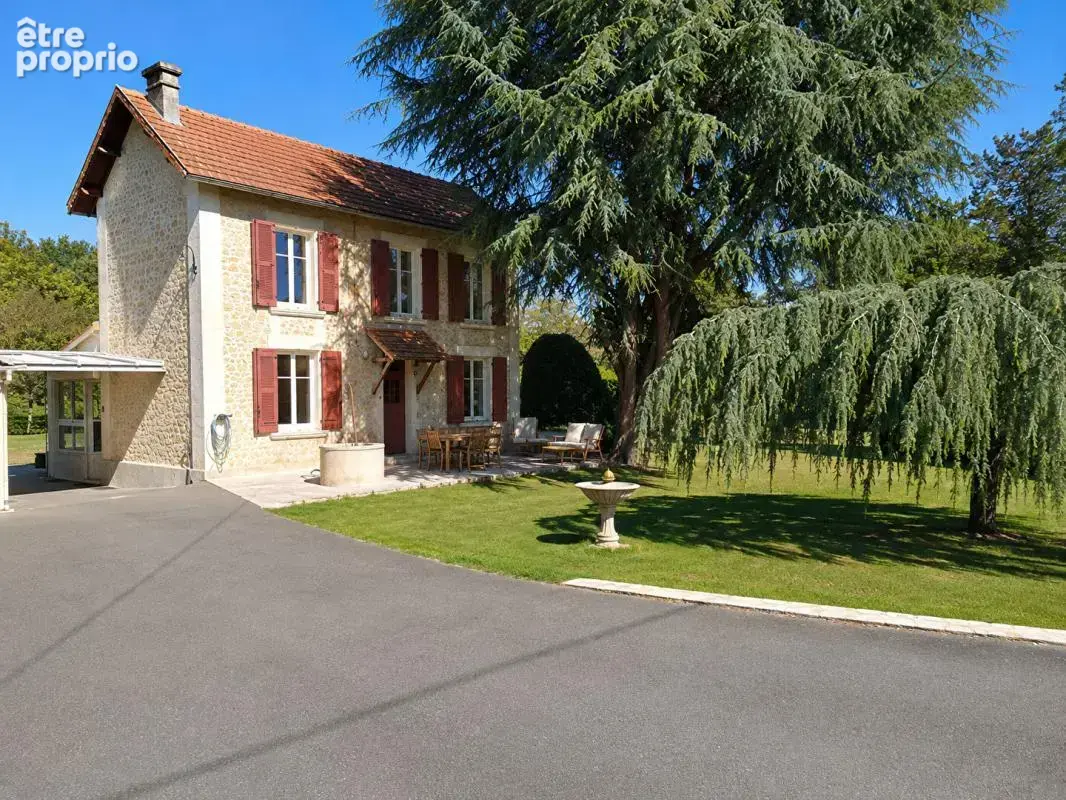 Photo Maison à Jarnac au prix de 229 000€