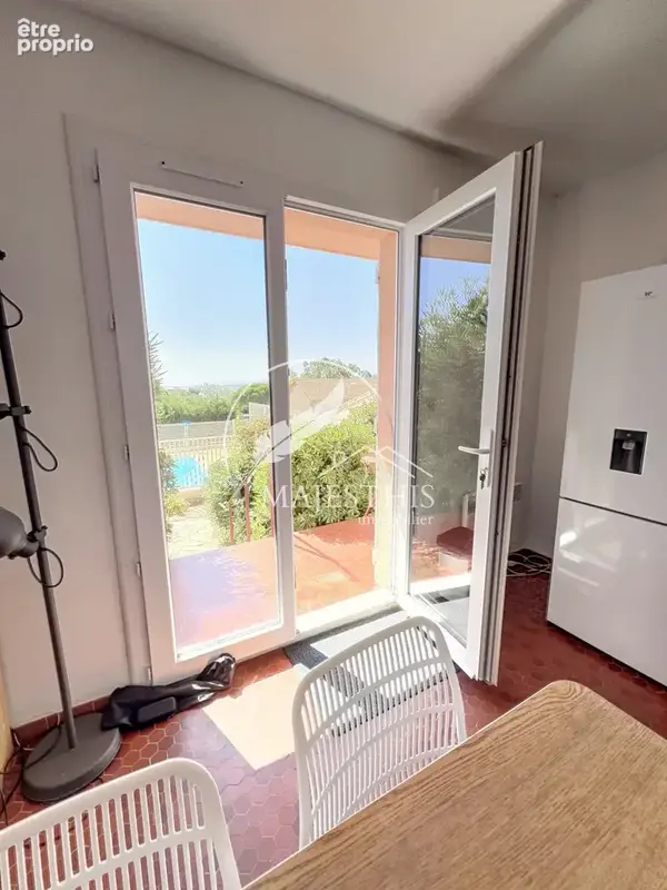 Giens la tour fondue   vue mer & porquerolles   t2 avec piscine - photo 6
