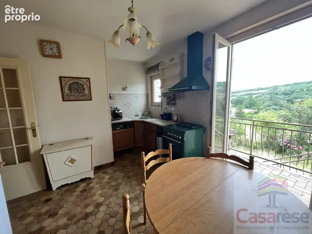 Maison 6 pièces 140 m² à vendre à Saint-Jean-De-Vaux (71640) - photo 7
