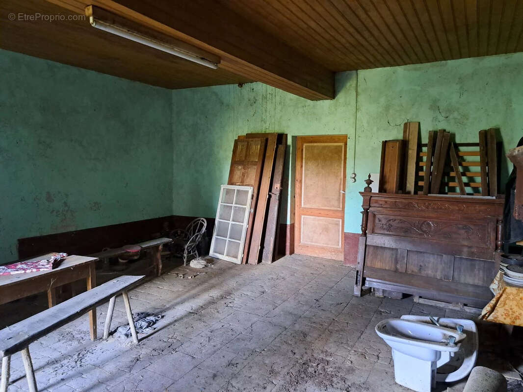 À Vendre : Charmante Propriété à rénover dans l'Entre-Deux-Mers - Réf 97 - photo 8