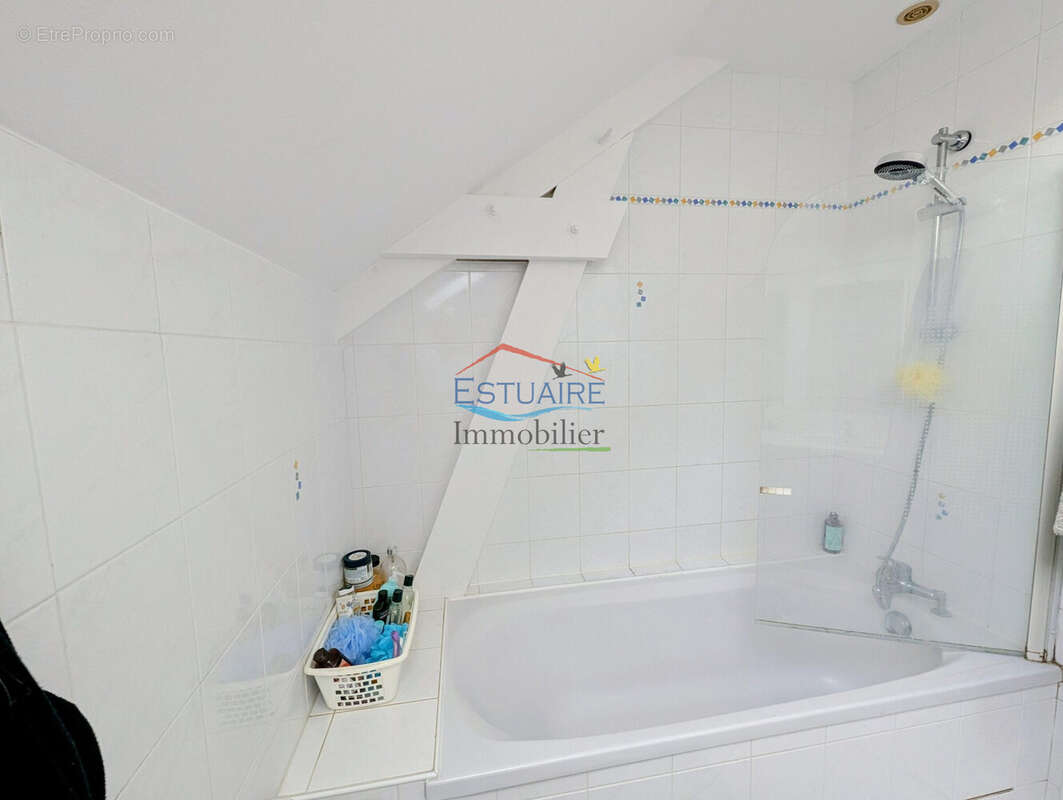 Maison 109 m² à Saffre  - photo 7