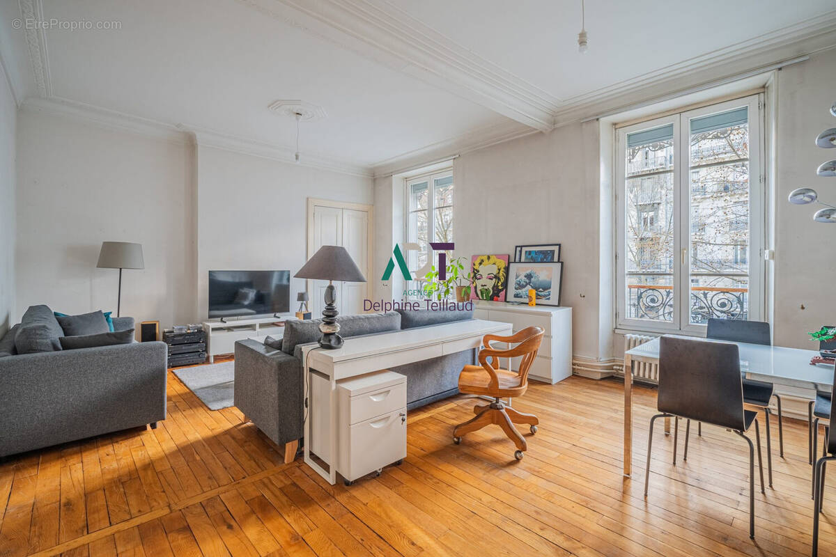salle de bain - Appartement à GRENOBLE
