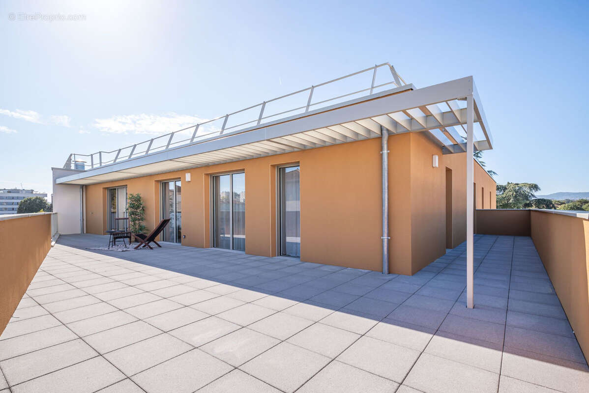 Appartement à TASSIN-LA-DEMI-LUNE