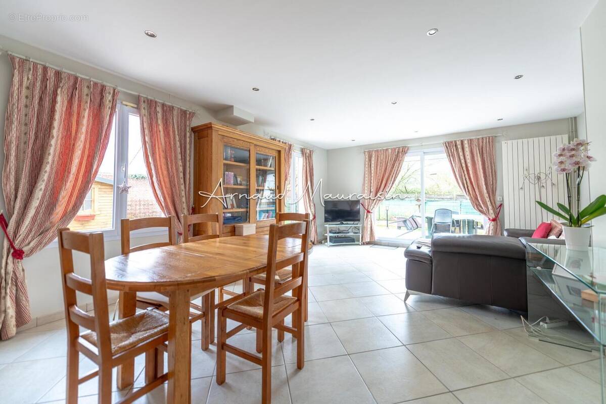 Photo 1 - Maison à VIARMES