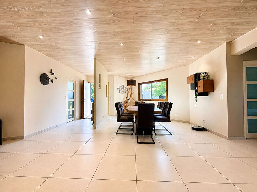Maison 300m² à coutras - photo 8