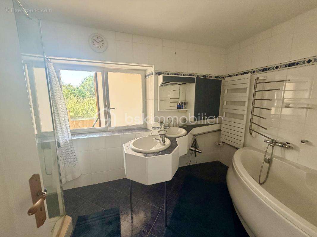 Maison familiale 4 chambres - photo 11