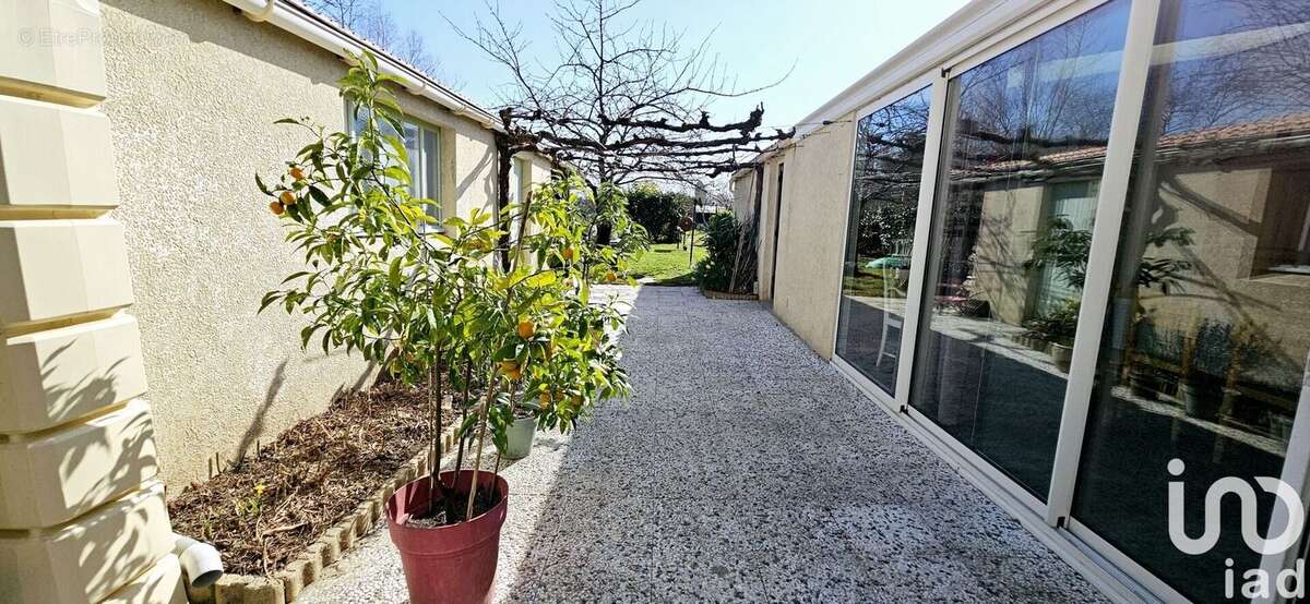 Photo 3 - Maison à BOUGUENAIS