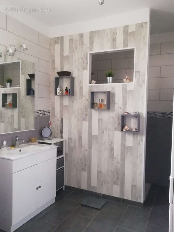 Maison à SAINT-GENIES-DE-COMOLAS