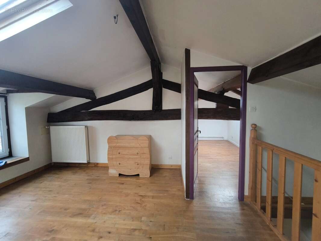 Maison à SAINT-JUNIEN