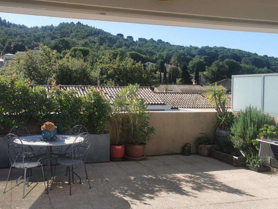 Appartement à SIX-FOURS-LES-PLAGES