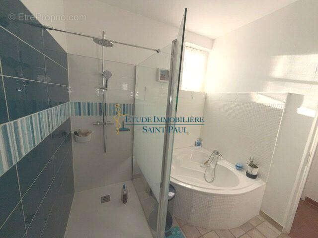 Maison à SAINT-BAUZILLE-DE-LA-SYLVE