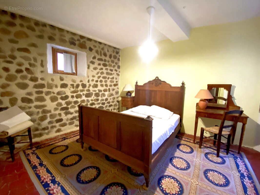 Maison à BUIS-LES-BARONNIES