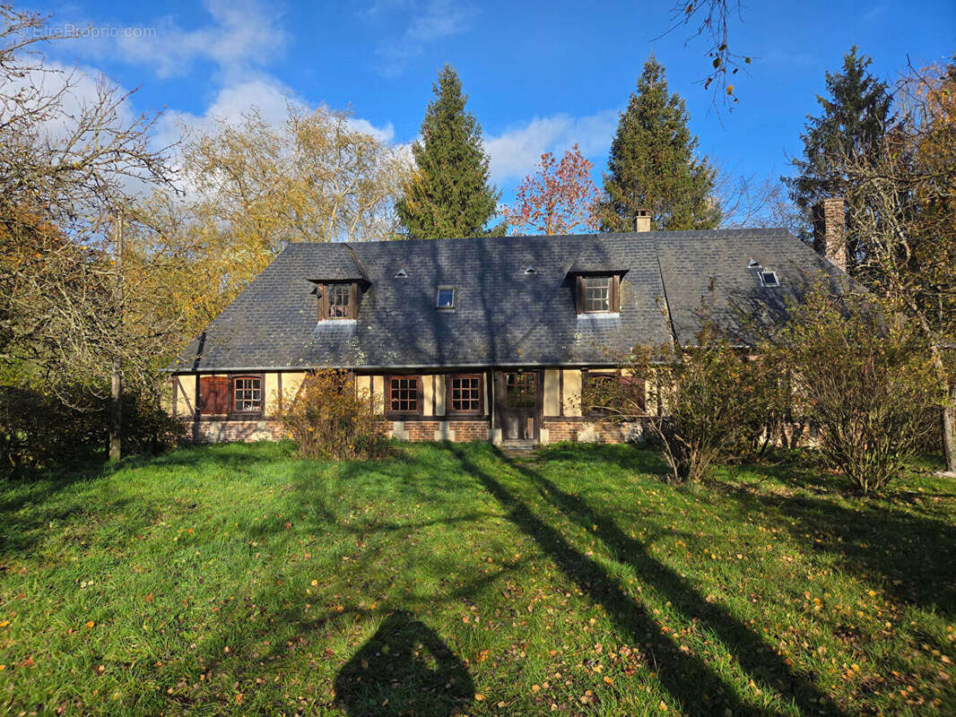 Maison à SAINT-DENIS-DES-MONTS