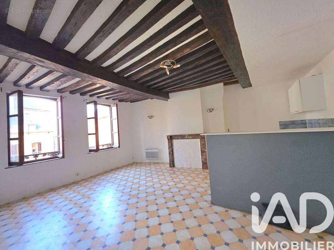 Photo 2 - Appartement à AVESNES-SUR-HELPE