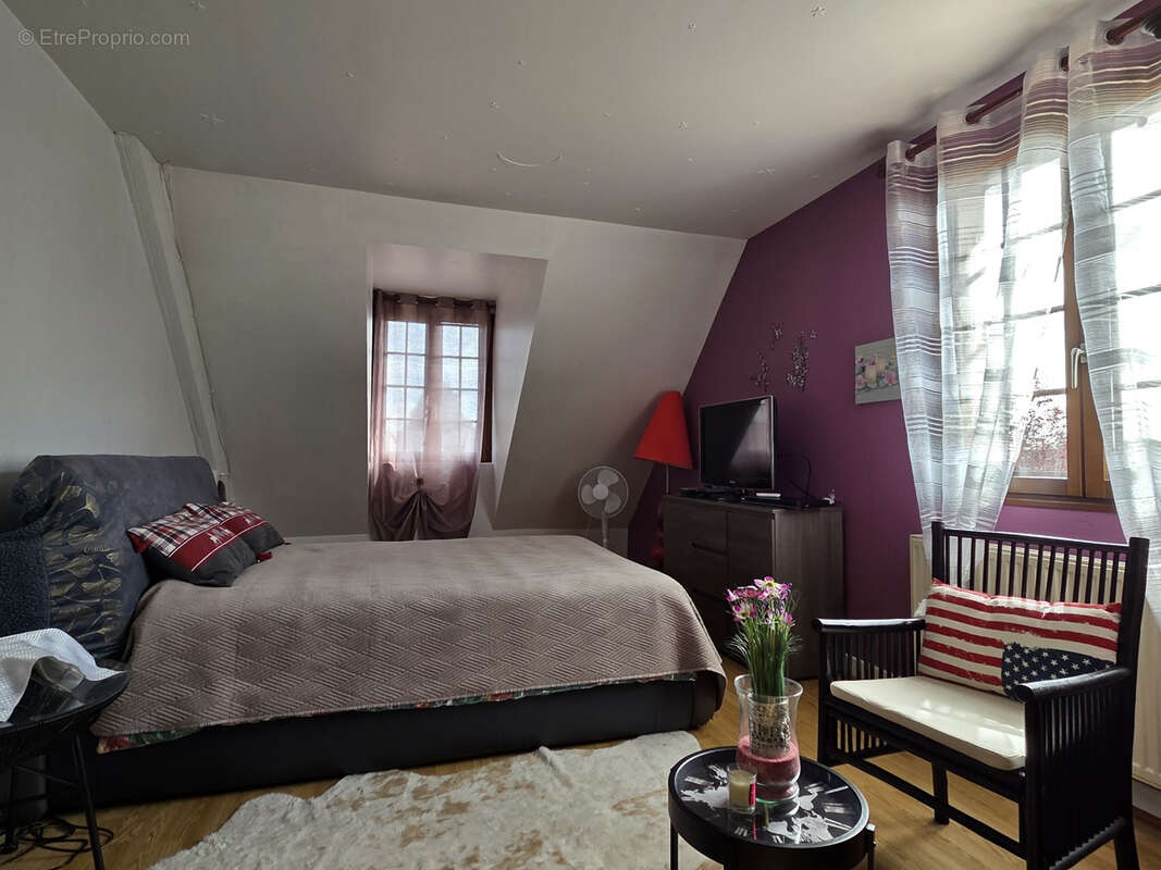 Maison T4 115 m2 avec jardin, garage et carport - photo 6