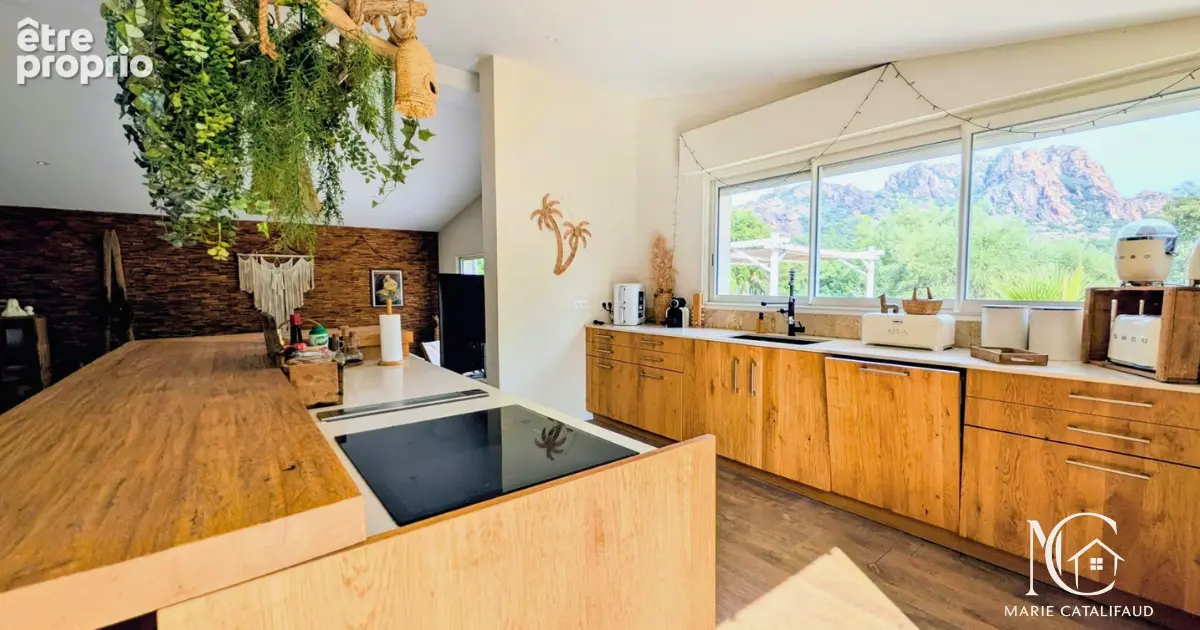 Coup de coeur pour cette ancienne bergerie rénovée au pied du rocher ! - photo 7