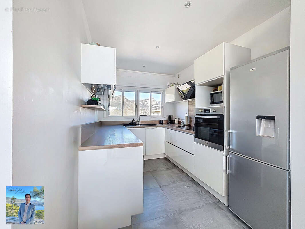 Appartement à VENCE