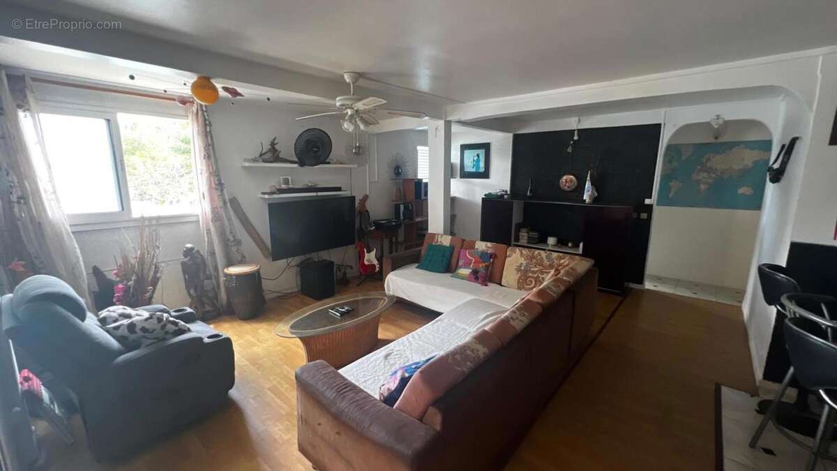 Maison à FORT-DE-FRANCE