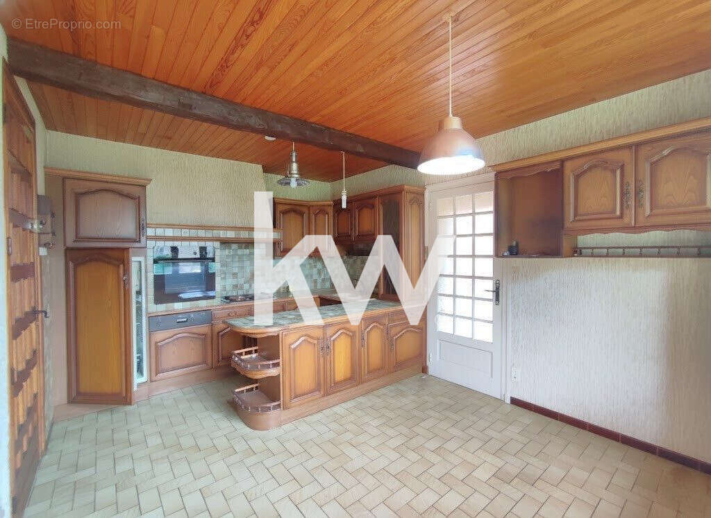 Maison à SAINT-MARTIN-LA-PLAINE