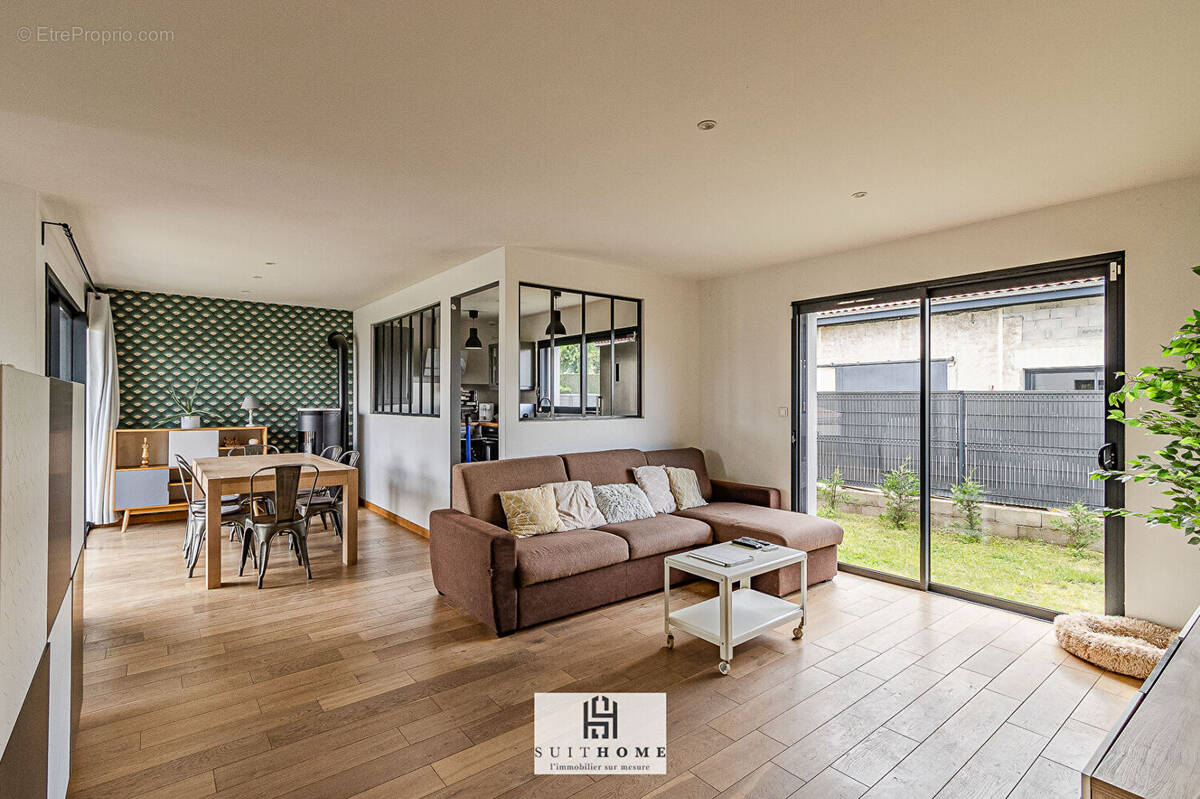 Appartement à MARCY-L'ETOILE
