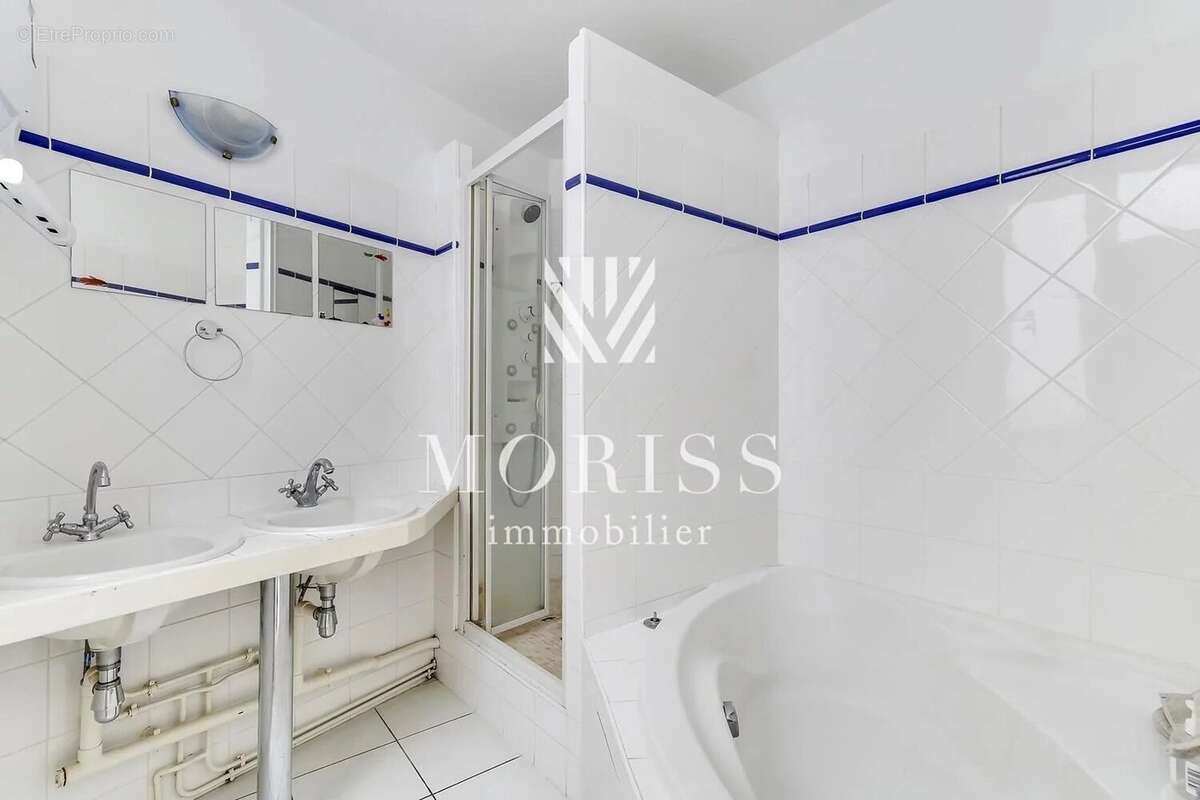 Appartement à PARIS-11E