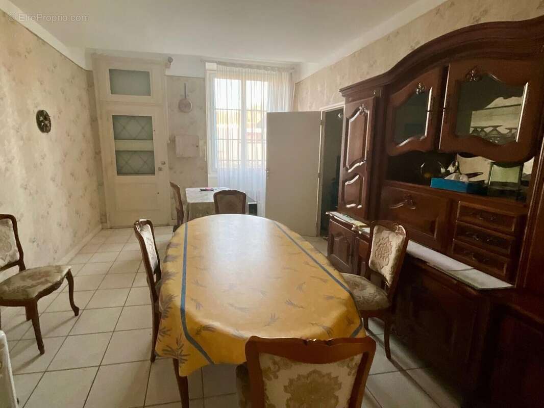 Photo 4 - Appartement à MEHUN-SUR-YEVRE