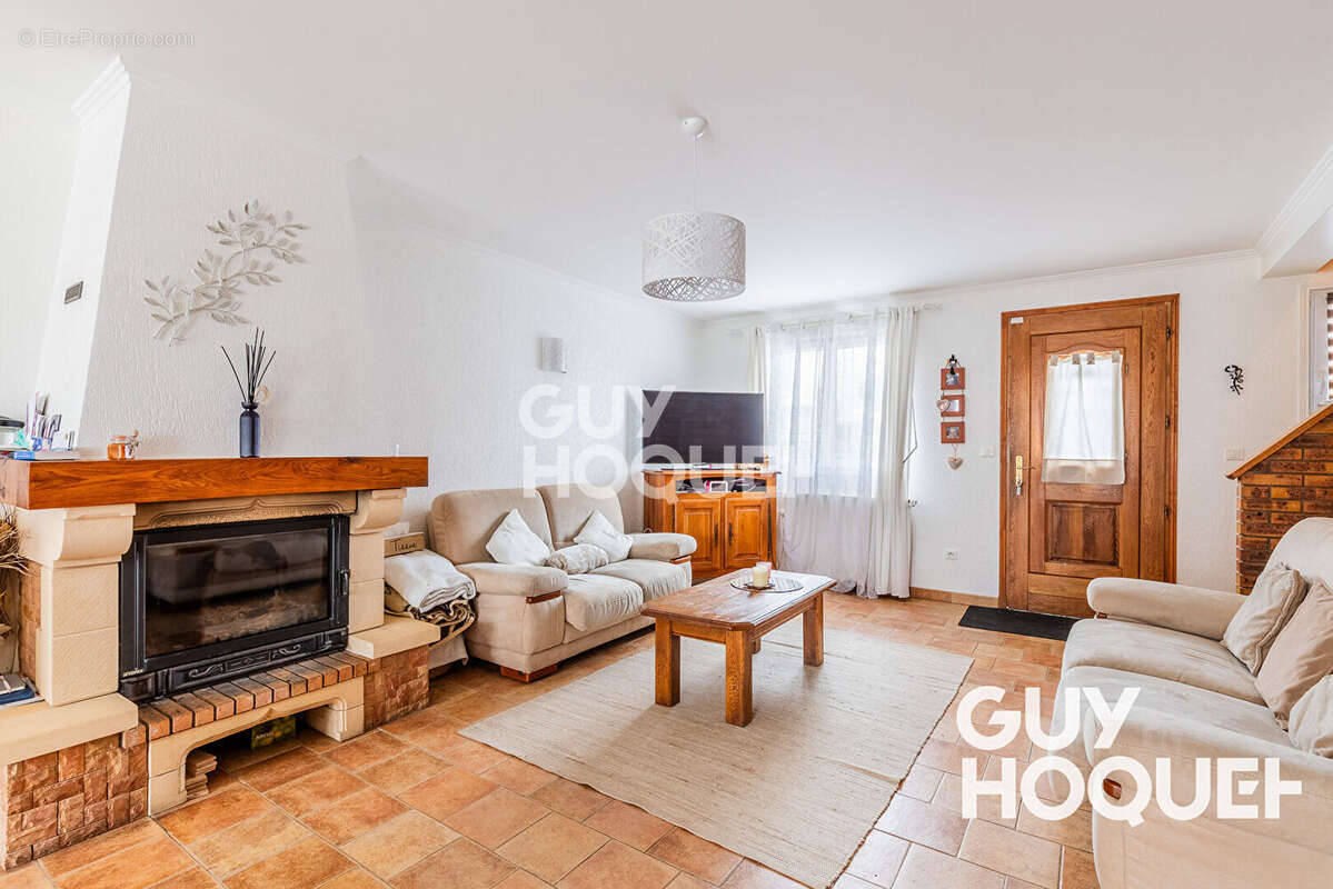 Maison à ATHIS-MONS