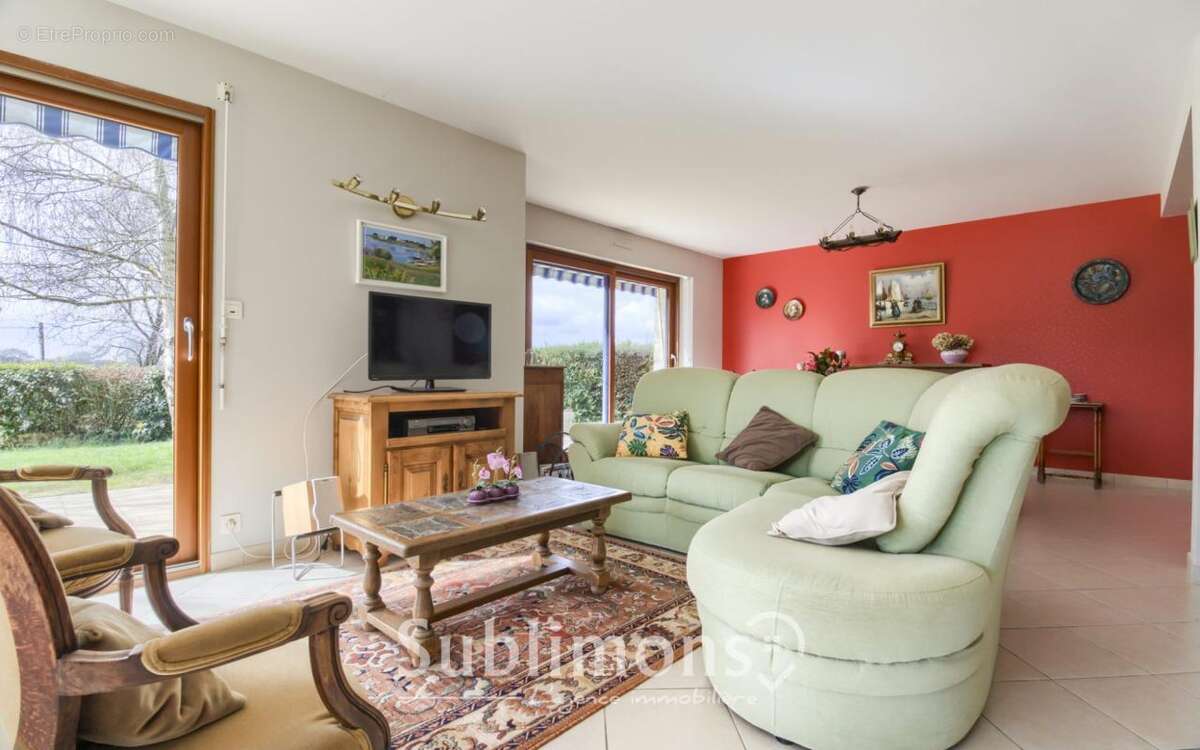 Maison à NOYAL-MUZILLAC