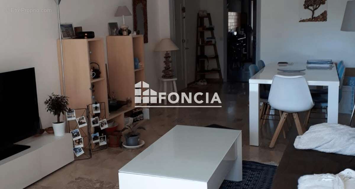 Appartement à MANDELIEU-LA-NAPOULE