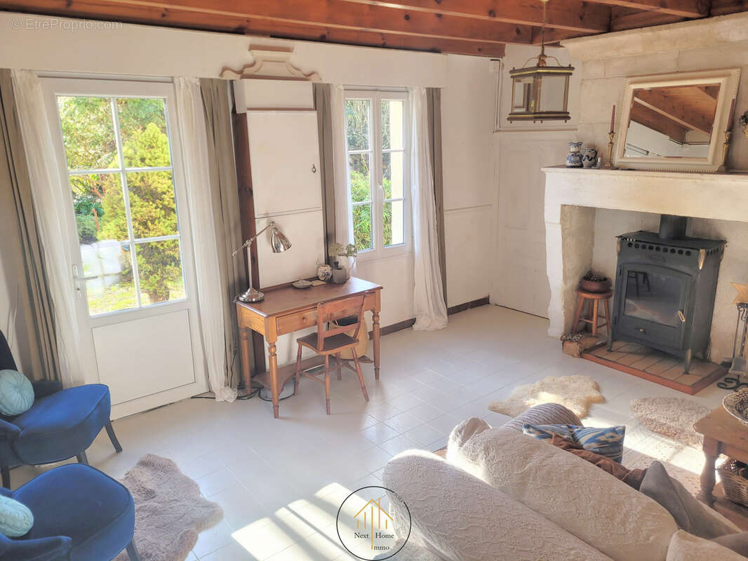 Yviers : maison avec 5 pièces en vente 185400 € - photo 5