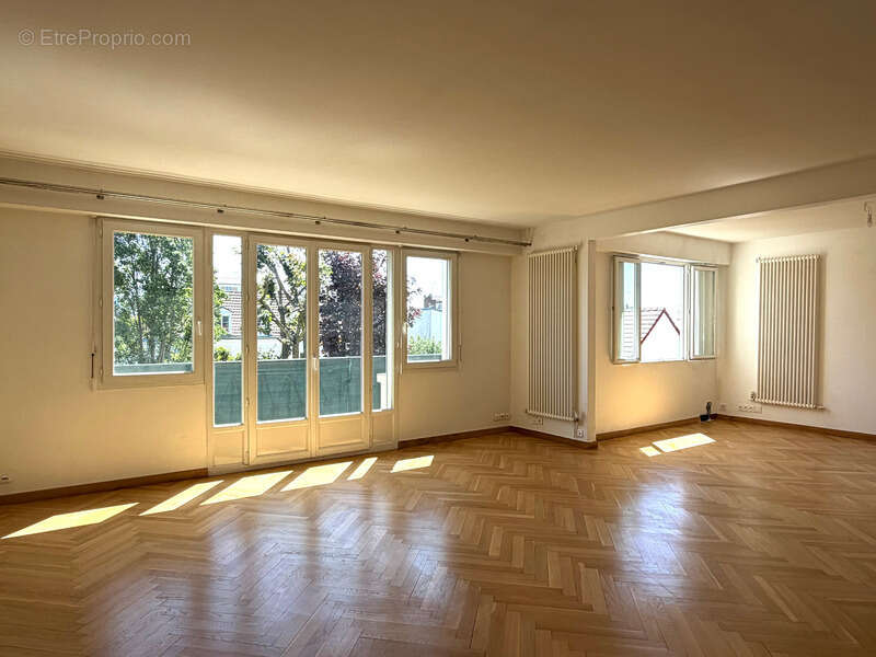 Appartement à COLOMBES