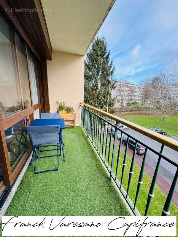 Appartement à NOISY-LE-ROI