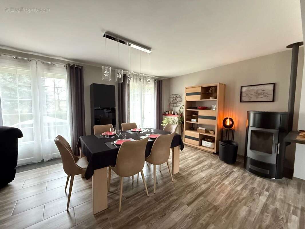 Maison à COULAINES