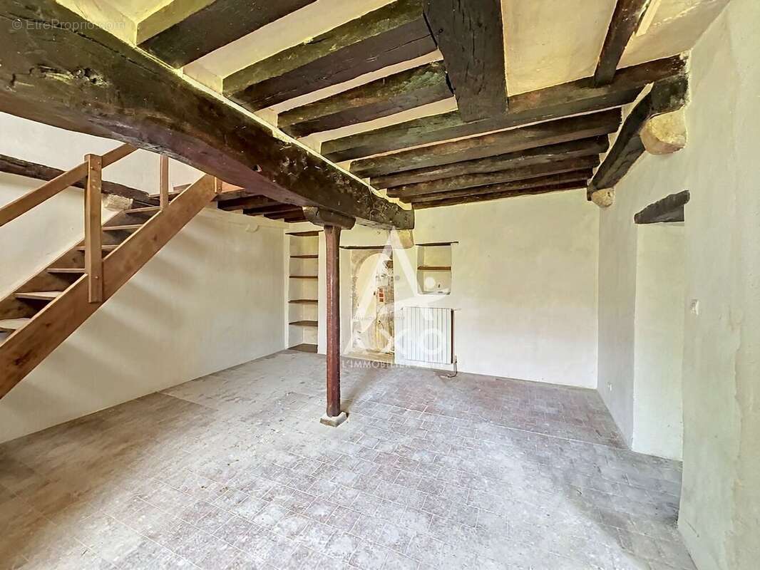 Maison à GUILLY