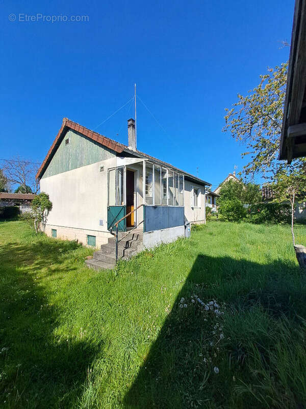 Maison à GREZ-SUR-LOING