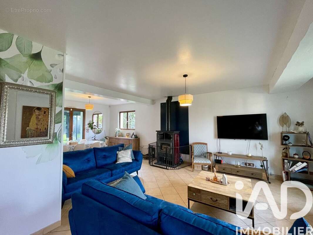 Photo 4 - Maison à HOUDAN