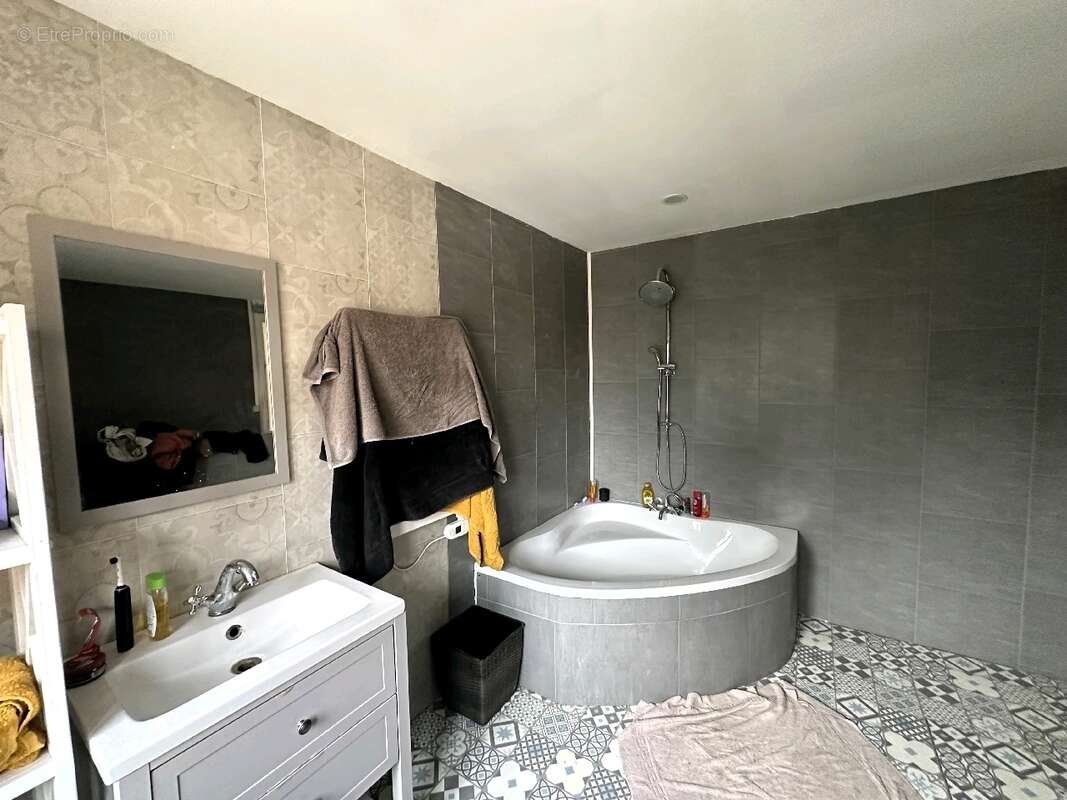 Maison à METZ-EN-COUTURE