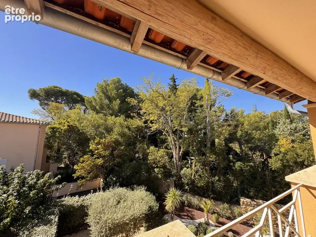 Photo Appartement à Salon-De-Provence au prix de 132 500€