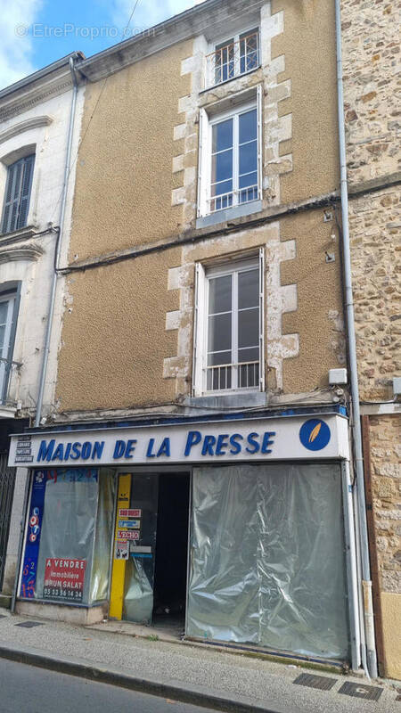 20240917_172953 - Commerce à NONTRON