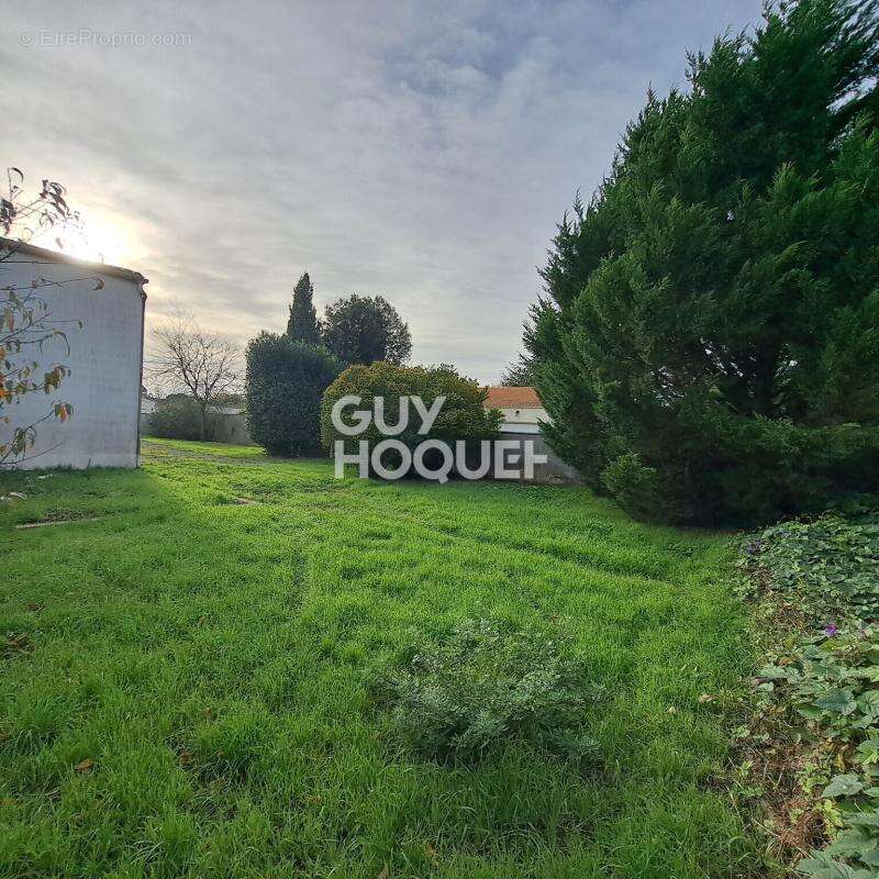 Maison à SAINT-GEORGES-DU-BOIS